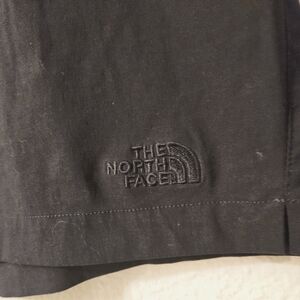 The northface blk shorts